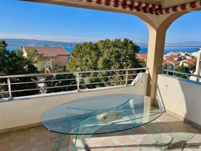 Ekskluzivno samo u Dogmi!CRIKVENICA,stan 70m2 sa terasom i p