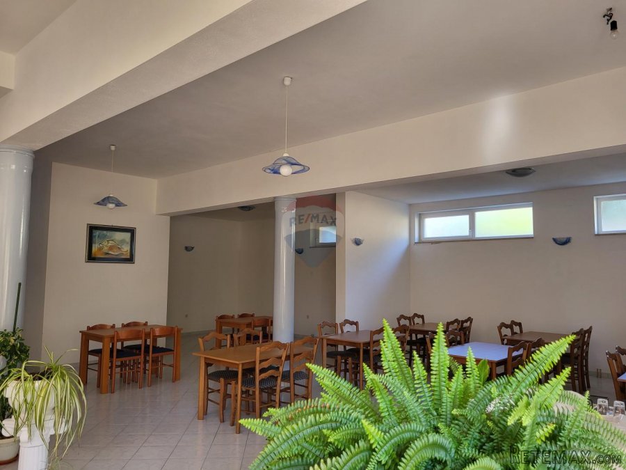 Istra, Medulin, hotel sa 20 soba i dvosobnim stanom i pogled - 10