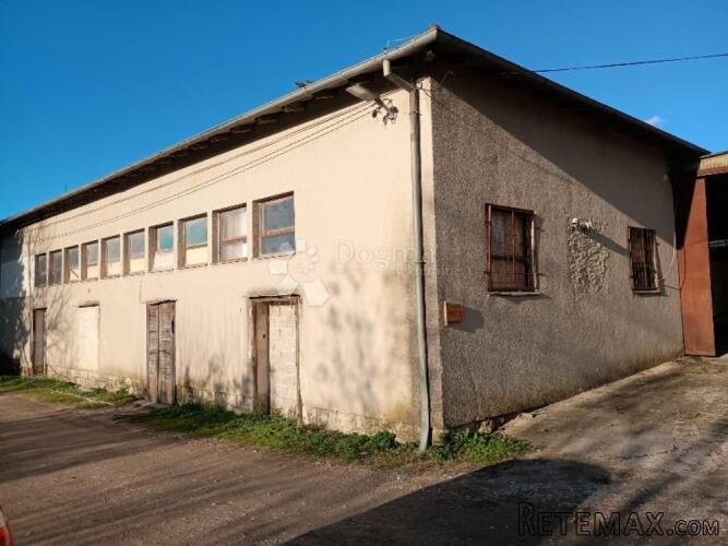 KRŠAN;POTPIĆAN, poslovni prostor u blizini centra