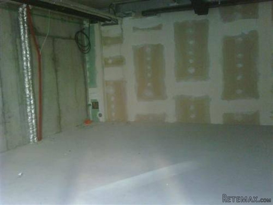 CENTAR GRADA, P.P. 52m2 U PRIZEMLJU SA IZLOGOM - 3