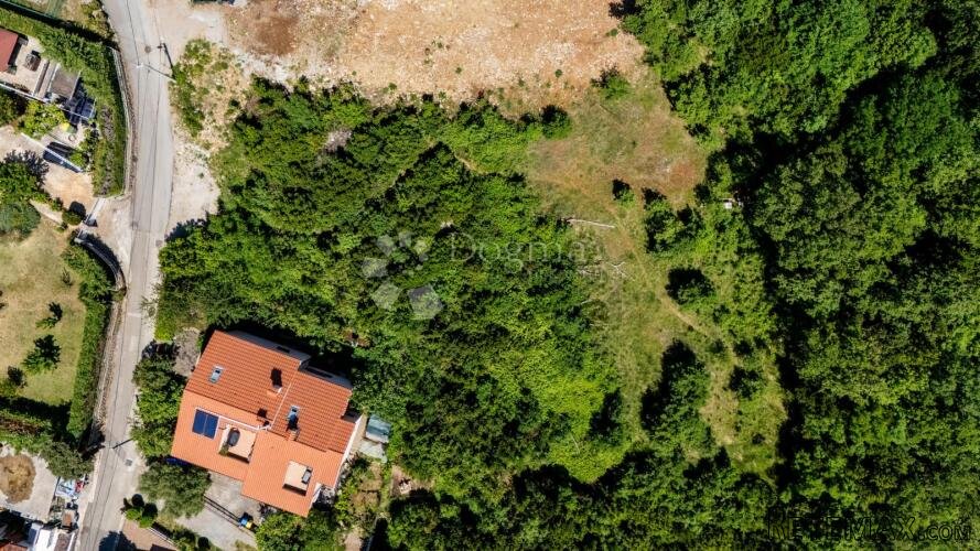 EKSKLUZIVNO građevinsko zemljište s panoramskim pogledom - B - 3