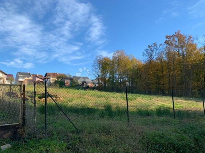 PRILIKA poljoprivredno zemljište Sesvete 3490 m2 - 3