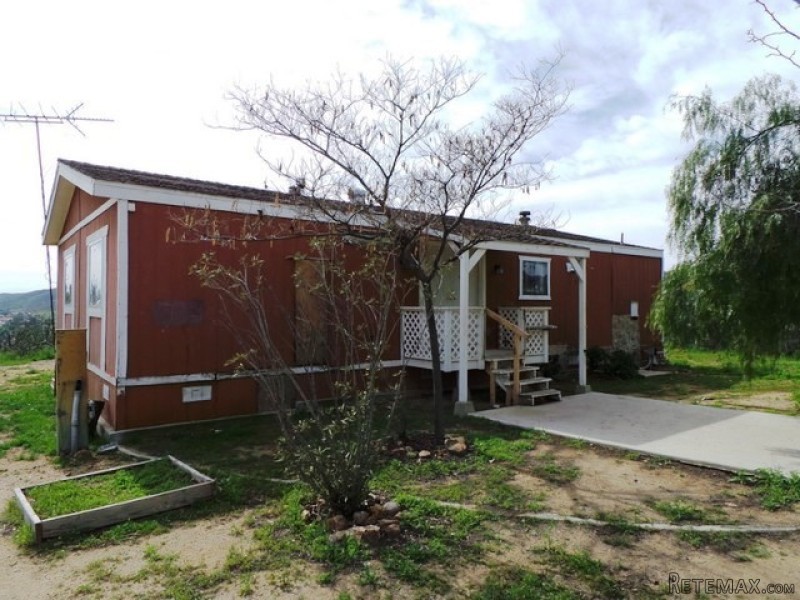 21240 Wendlandt Rd Perris, CA, 92570..