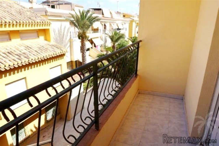 Newly renovated apartment on the 2nd floor without lift for.. - 7