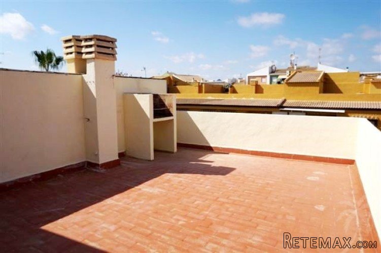 Newly renovated apartment on the 2nd floor without lift for.. - 8