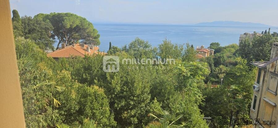 Opatija, 60m2, 2- sobni stan u villi, terasa