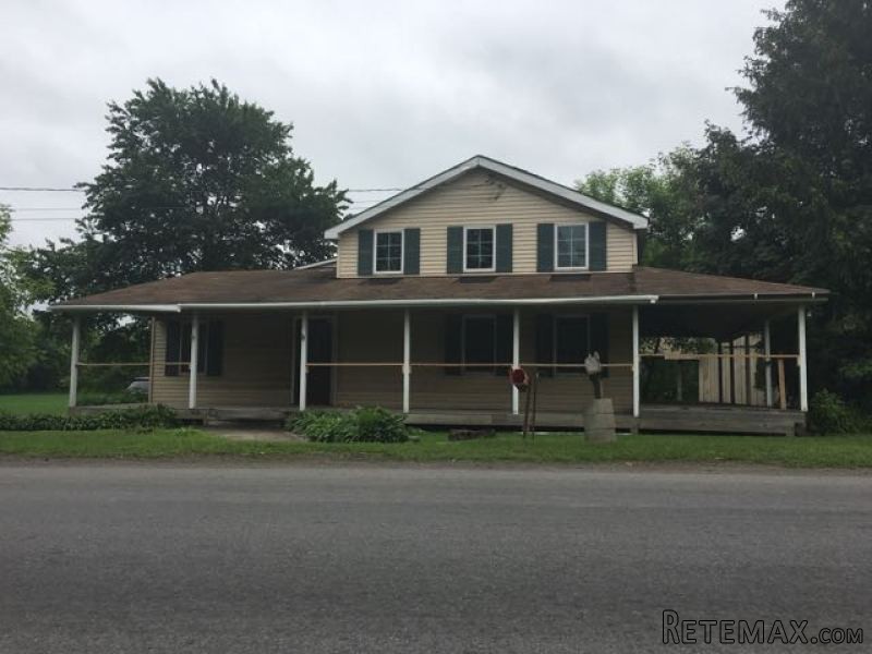 179 Currytown Rd Sprakers, NY, 12166..