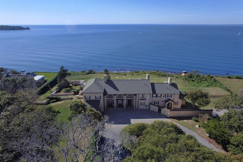 8 bedroom House For Sale: 108 Gansett.. - 2