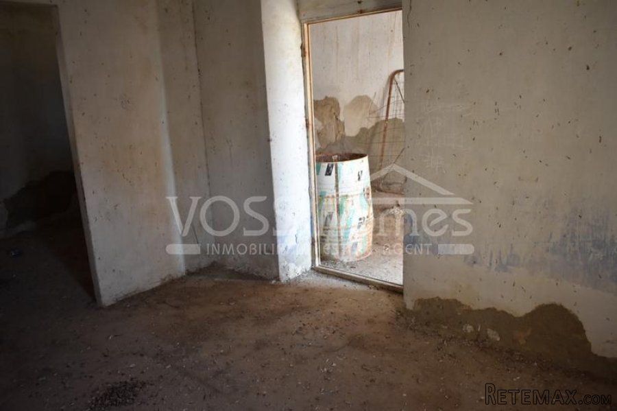 Great investment / renovation project / total rebuild.. - 10