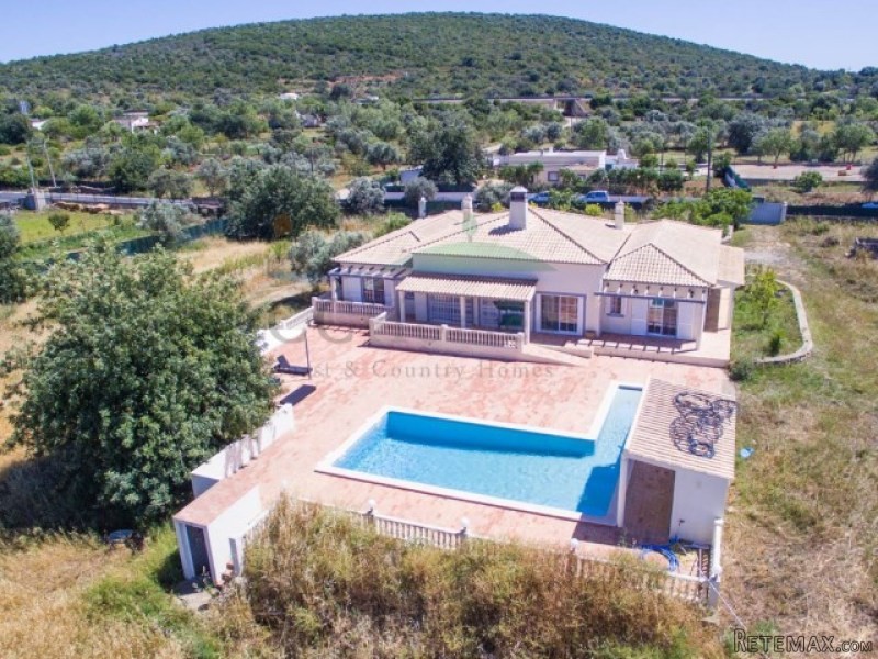 Modern 6 bedroom Villa with flexible..