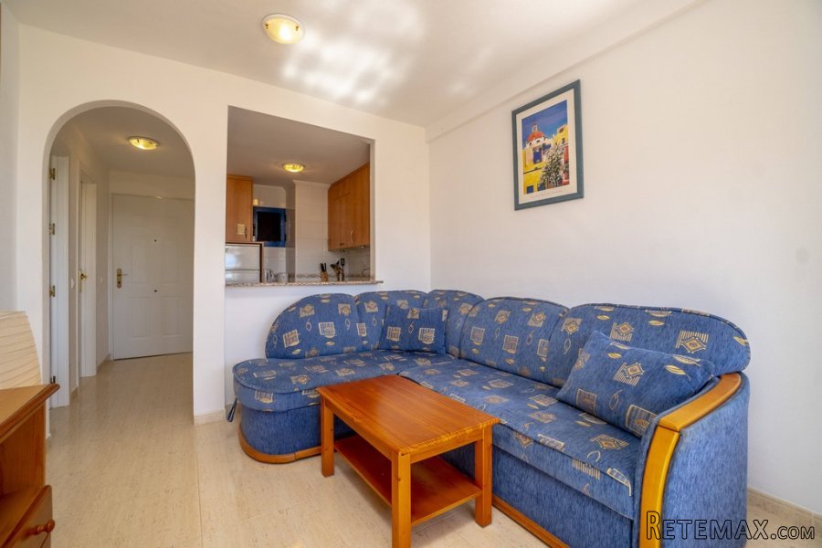 Nice flat situated on the 2nd floor, with unobstructed.. - 4