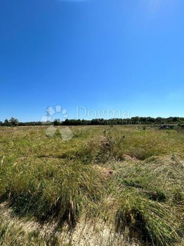 Poljoprivredno zemljište u Puli, Busoler - 1290m2