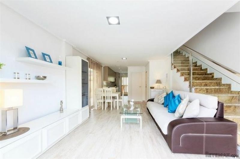 3 bedroom apartment for sale - 2