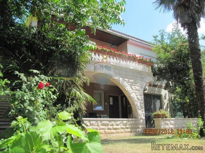 RENOVIRANA VILA U STAROJ JEZGRI PULE