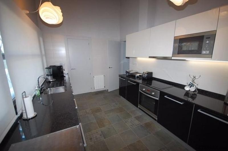 4 bedroom detached house for sale - 2