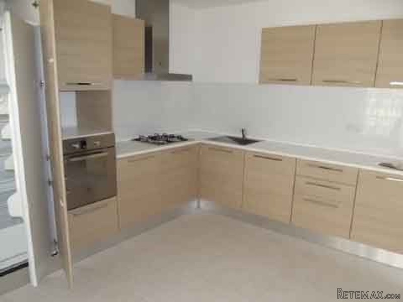 Flat, Luxurious Finish