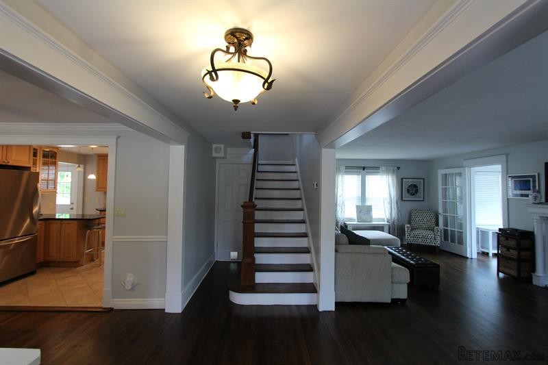 3 bedroom House For Sale: 2 Bryant.. - 2