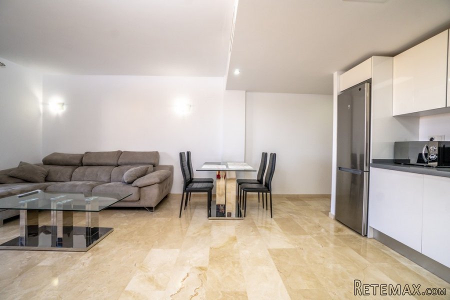 Casi nuevo apartamento en 3ª planta en Res. La Recoleta... - 4