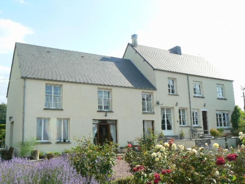 Stunning House and Guest Gite with Lake