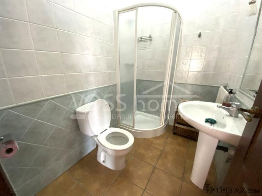 A beautifully large and spacious, light and airey quality.. - 20
