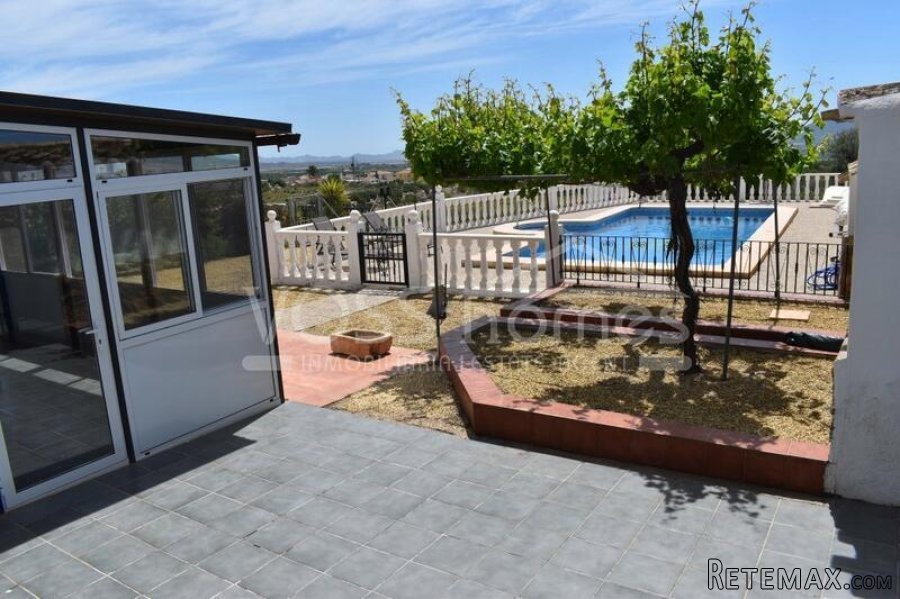 RESERVED WITH VOSS HOMES - A lovingly renovated and.. - 10