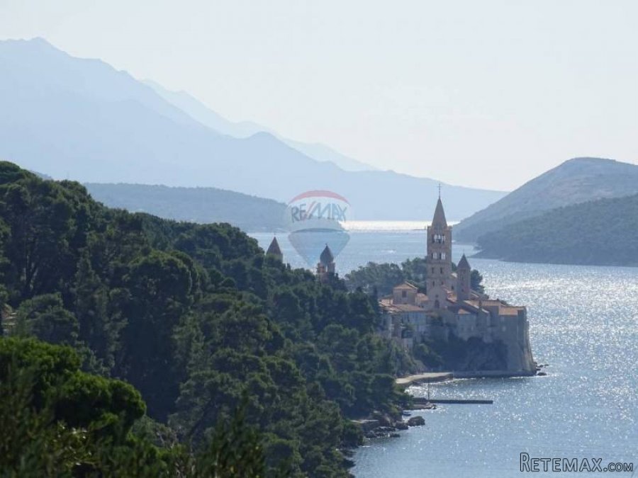 RAB- samosojeća kuća , prvi red do mora - 2
