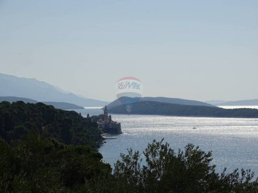 RAB- samosojeća kuća , prvi red do mora - 3