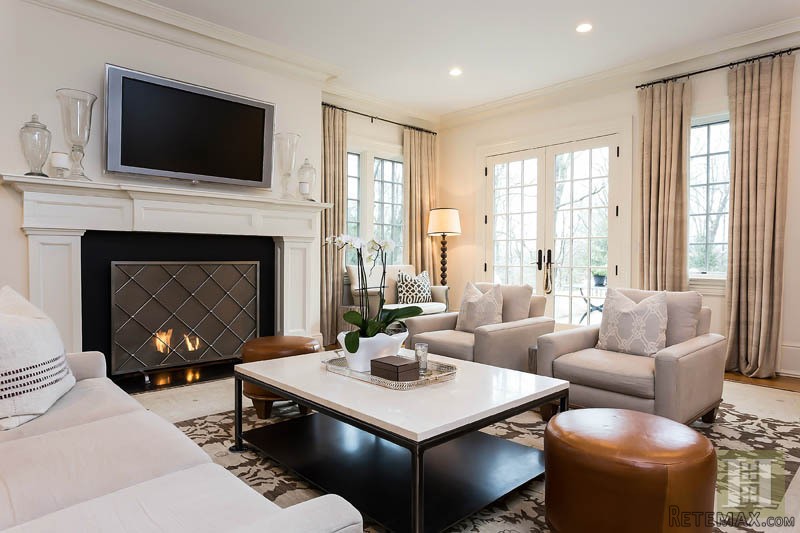 6 bedroom House For Sale: 9 MACKENZIE.. - 2
