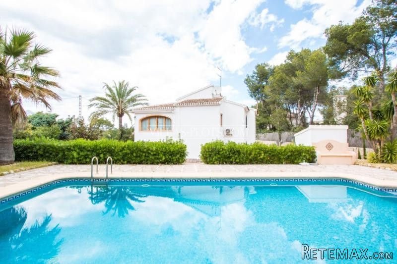 6 Bedroom Villa In Javea - 2