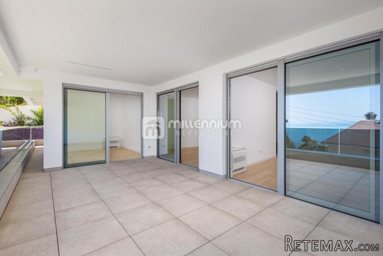 Opatija, vrhunska novogradnja, 95.98m2, terasa, parking..