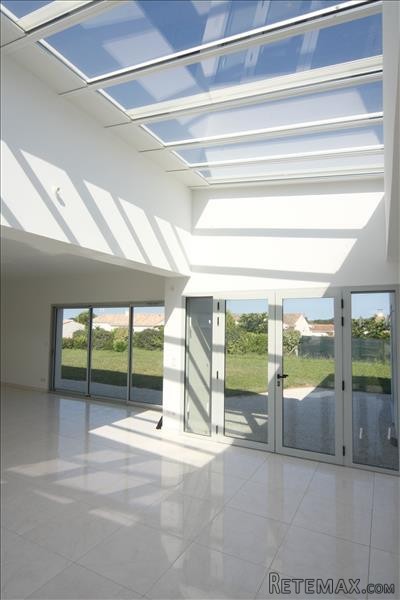 Stylish Modern Villa Just 500m From The.. - 2