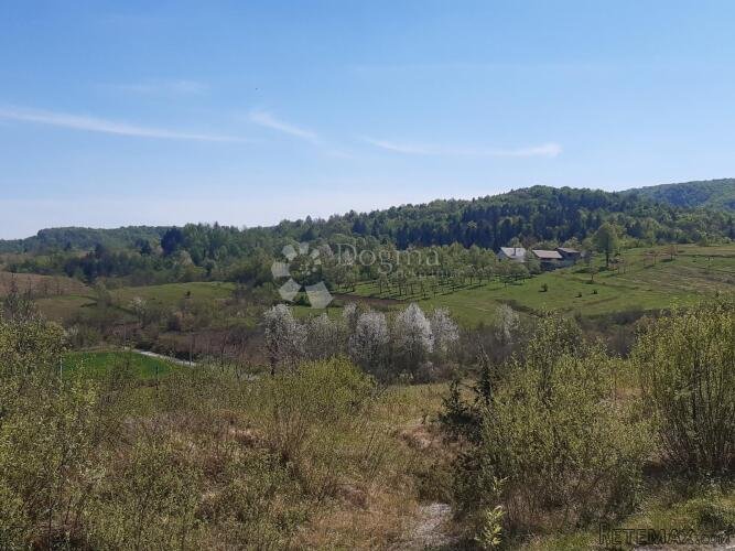 Zemljište uz asfaltiranu cestu - 3