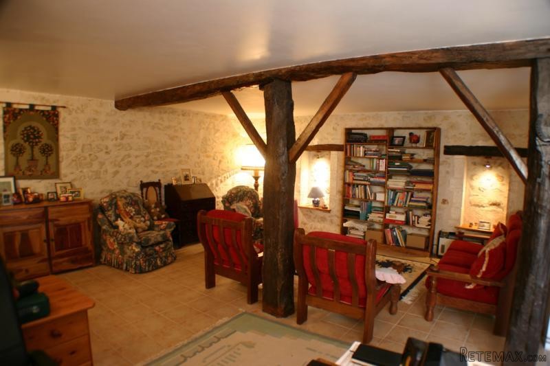 Character Detached Stone Property - 2