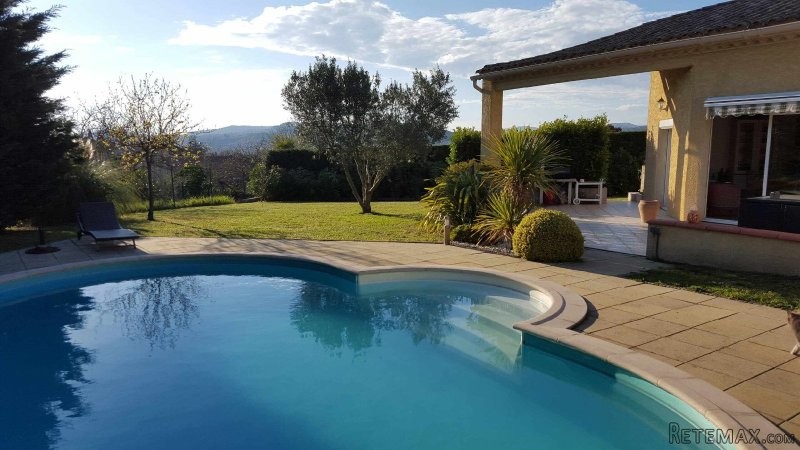 Villa With Pool And Views - 2