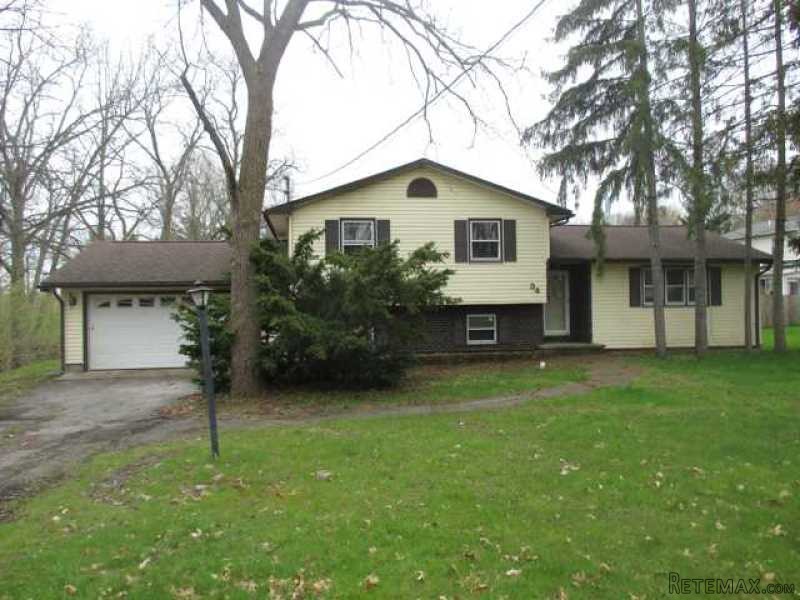 34 E River St Waterloo, NY, 13165..