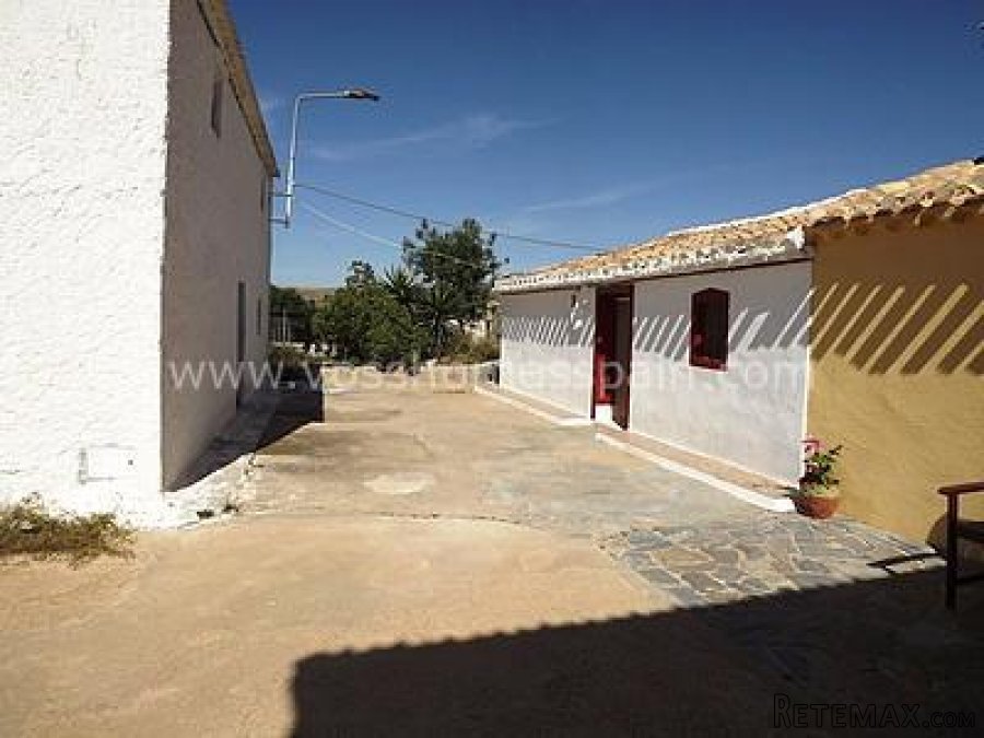 Great oportunity Semi detached main house to reform of 94m2.. - 4