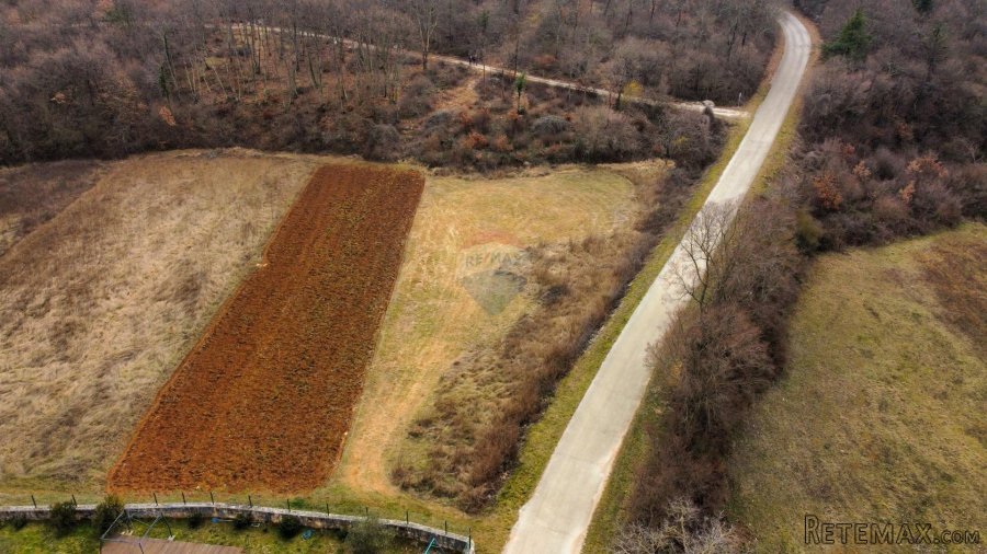 KANFANAR, OKOLICA - Građevinsko zemljište 3708 m2
