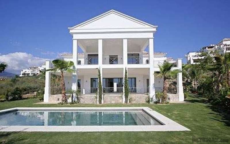4 Bedrooms - Villas - Malaga - For Sale