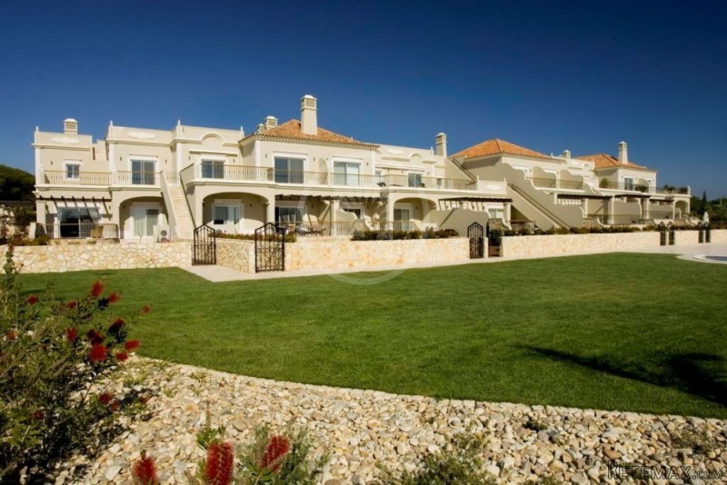 Stunning One Bedroom Duplex Apartment - 2