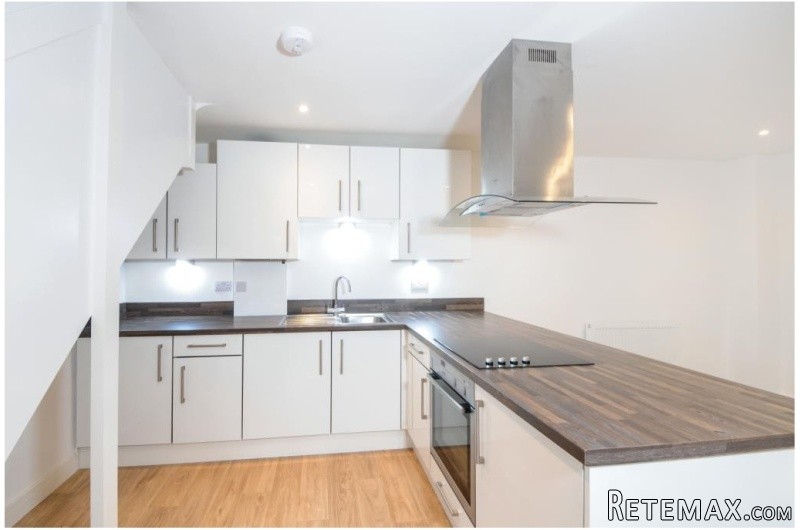2 Bedroom Flat/Apartment To Rent