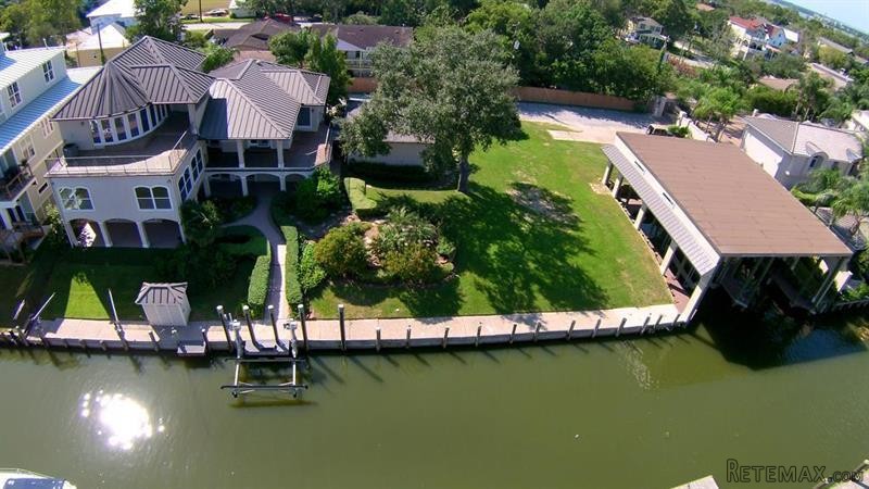4 bedroom House For Sale: 108 Bayou..