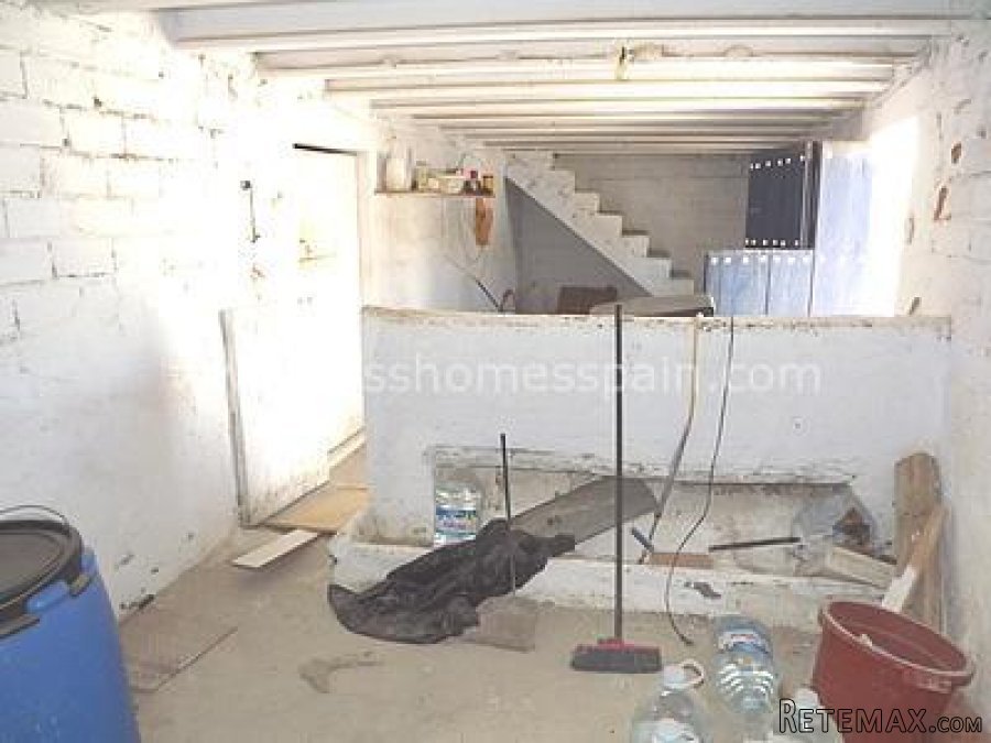 Great oportunity Semi detached main house to reform of 94m2.. - 10