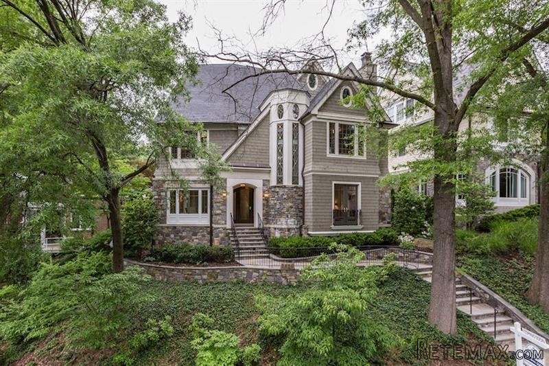 6 bedroom Detached House For Sale: 2806..