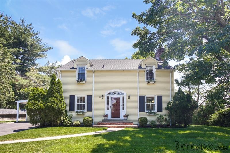 3 bedroom House For Sale: 88 Madison..