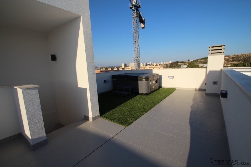 Guardamar Duplex 3 Beds 3 Baths..