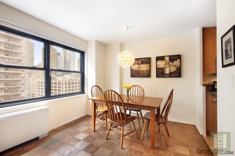 1 bedroom Apartment For Sale: 150 WEST.. - 2