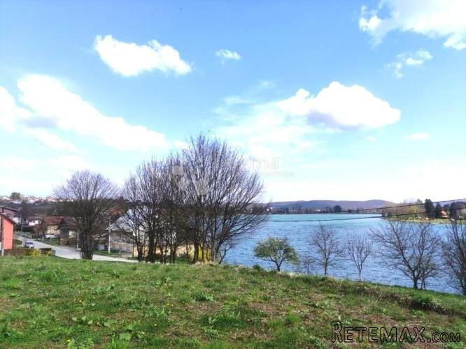 Građevinski teren uz samo jezero Sabljake - 2