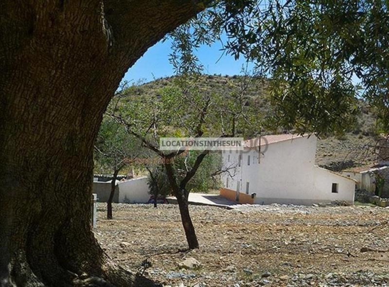 Cortijo / Country House in Lubrin - 2
