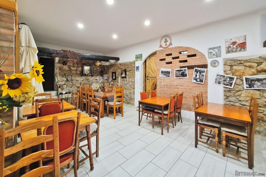 Prodaje se restoran prvi red uz more - 6