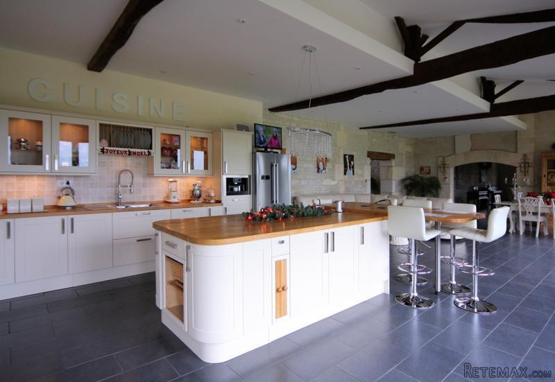 Stunning Contemporary Barn Conversion.. - 2